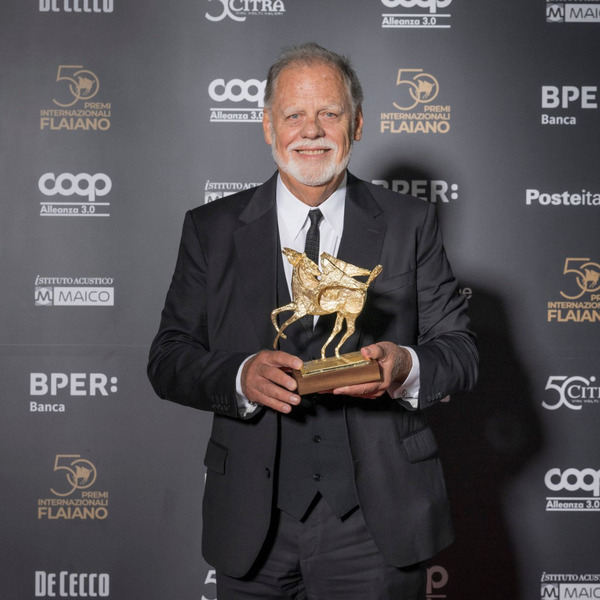 Taylor Hackford Backdrop